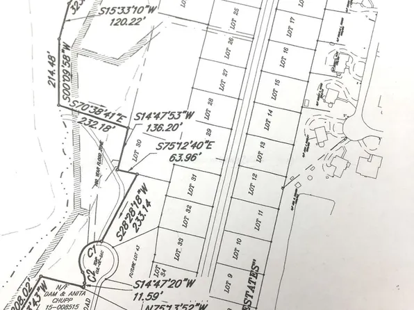 6-36 Paradise View Dr, Greencastle, PA 17225