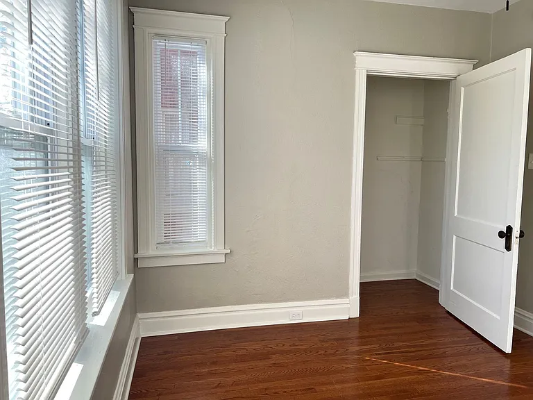 3165 Roger Pl #1N — Photo 6