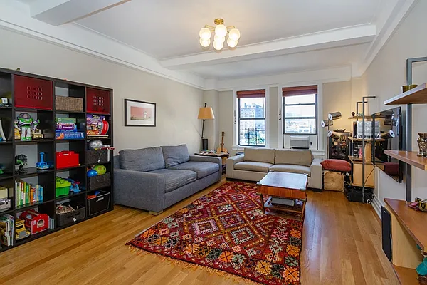 Rented by Rita S Citrin, LREB | media 2
