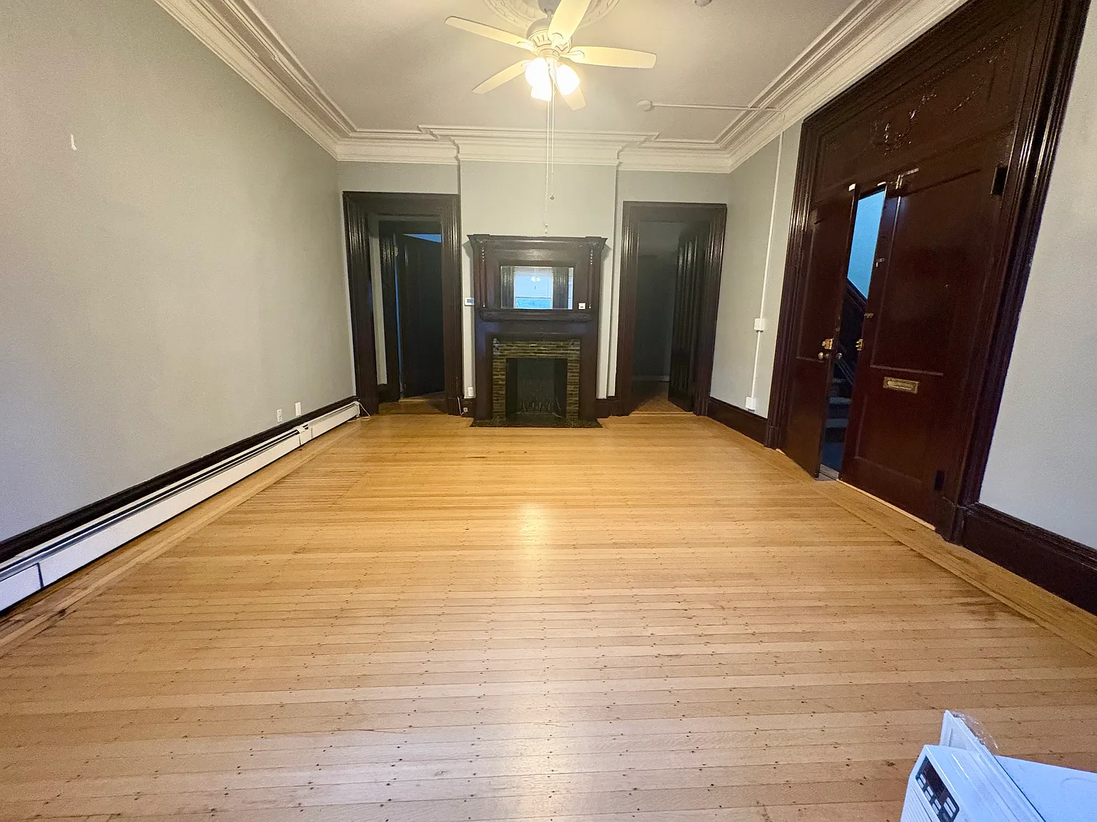 1 bed, $2,350 — Photo 2
