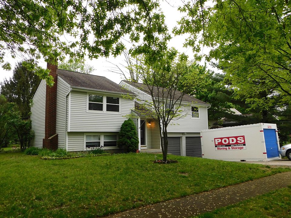 1st image of 421 Skyline Ln