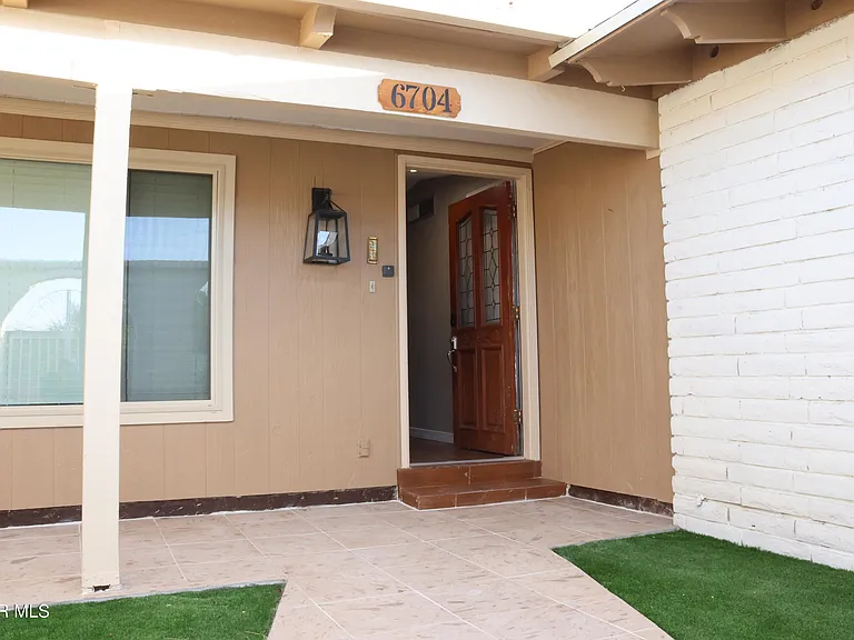 6704 La Cadena Dr — Photo 6