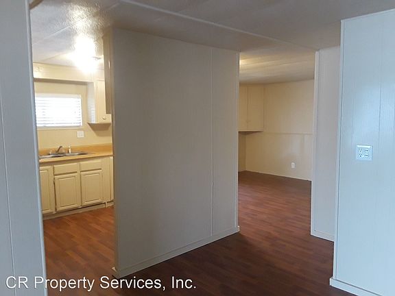3rd image of 614 W 12th St