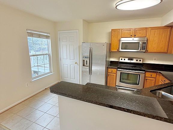 3rd image of 17357 Sligo Loop