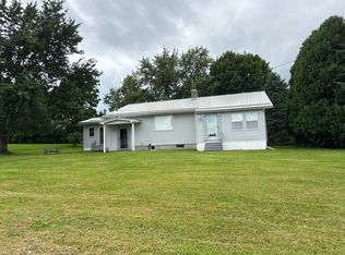 12631 Plank Rd, Waterford, PA 16441