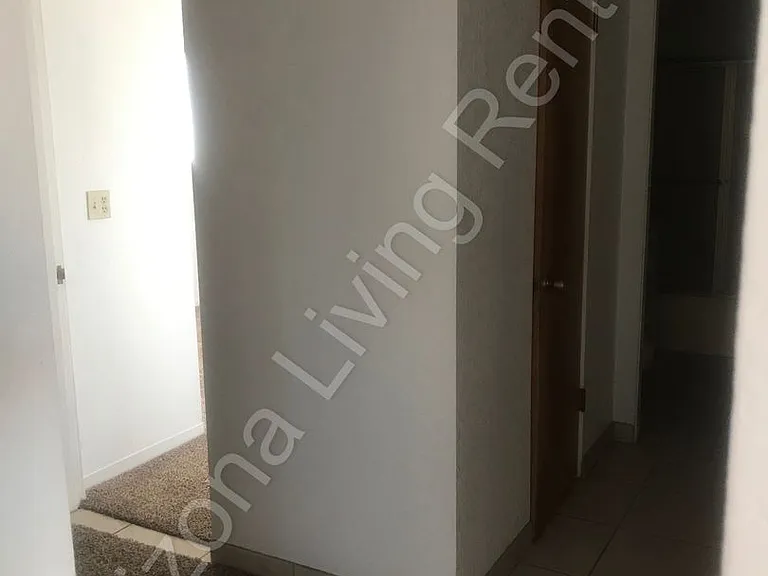 2639 Jamaica Blvd S — Photo 14