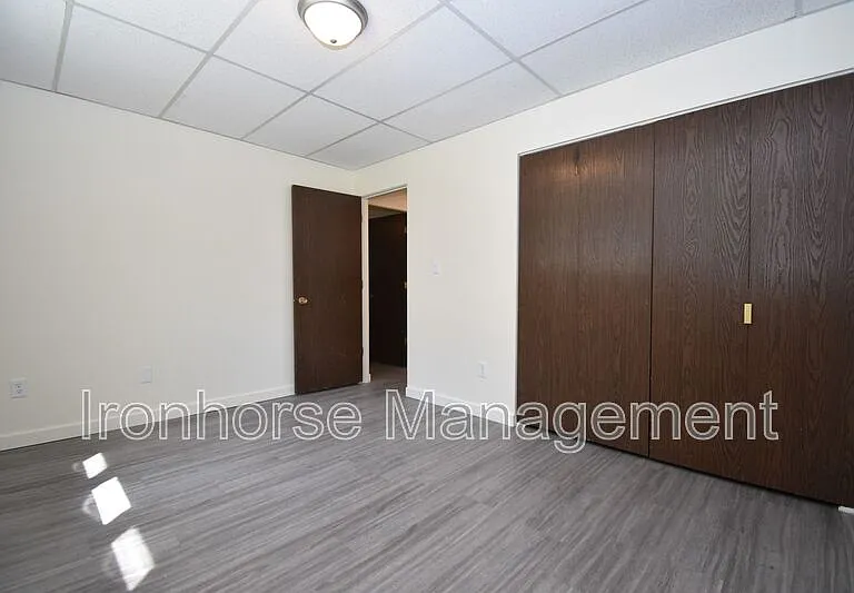805 W Villard St #1 — Photo 9