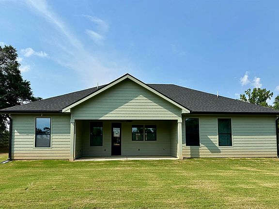 4th image of 28956 Lakeside Ln