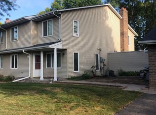 9312 Ranchview Ln N, Maple Grove, MN 55369