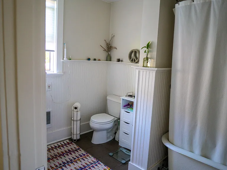 1519 5th Ave N #2 — Photo 6