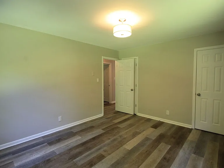1535 Glasscock Rd — Photo 15