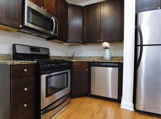 Onyx on Hoyne, Chicago, IL 60645