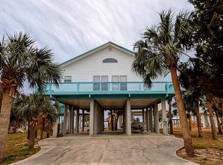 71 W 11th Ave, Horseshoe Beach, FL 32648
