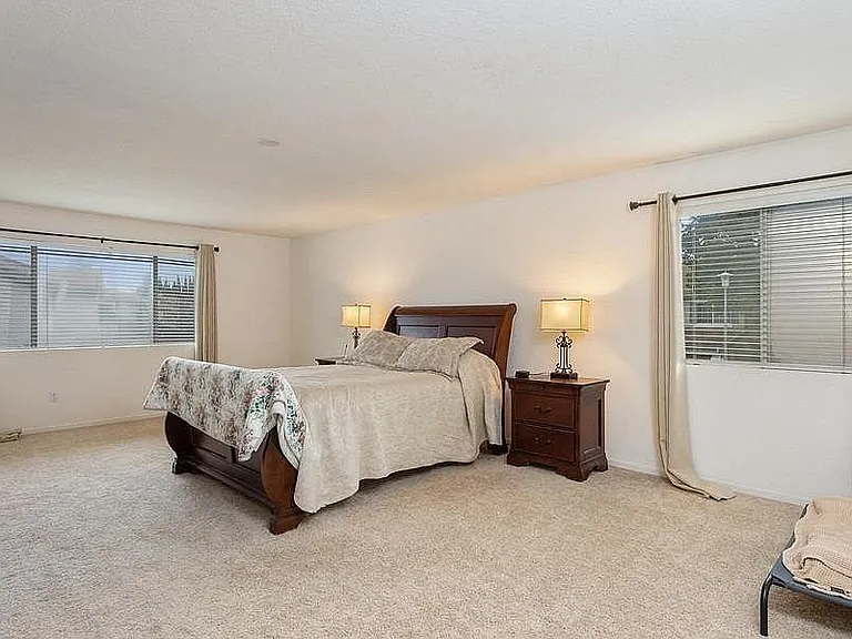 8717 Elfin Ct — Photo 3