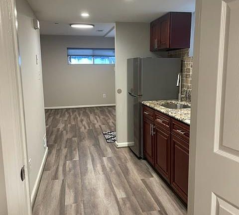 3rd image of 377 Sheffield St #2