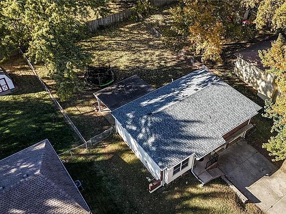 5th image of 1620 N Belvidere Ave