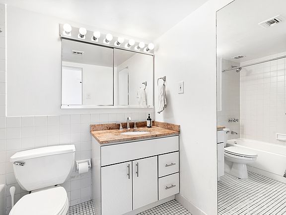 5th image of 253 W 73rd St APT 8G