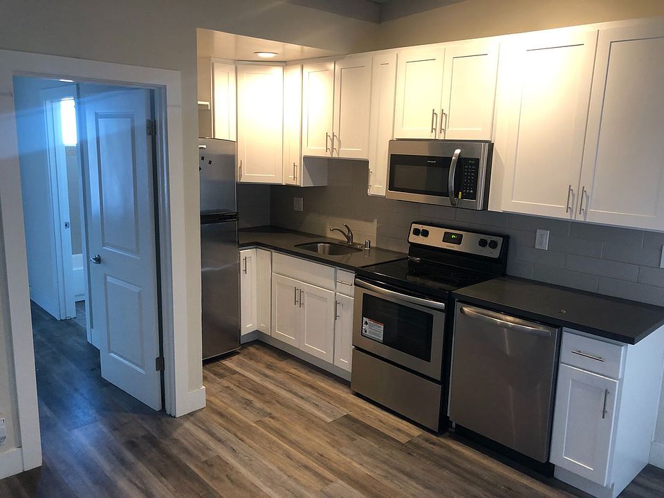1st image of 1160 Elmer St #2