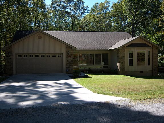 2nd image of 1112 Geronimo Ln