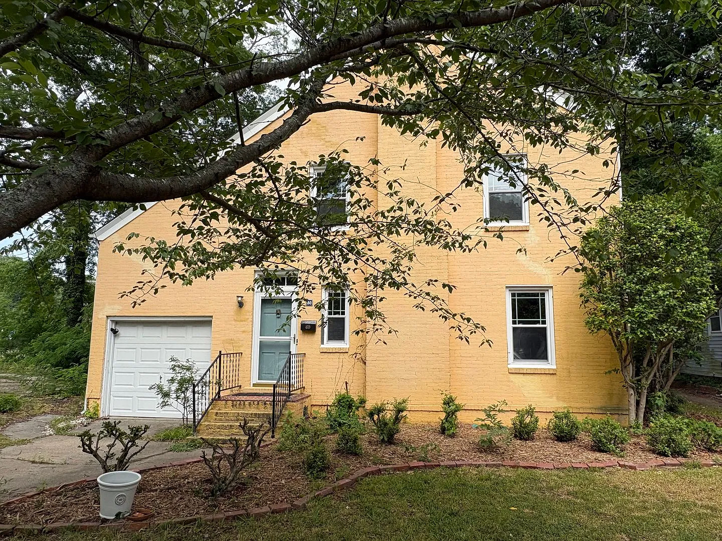 180 Cherokee Road (Wythe) Hampton 23661 — Photo 1