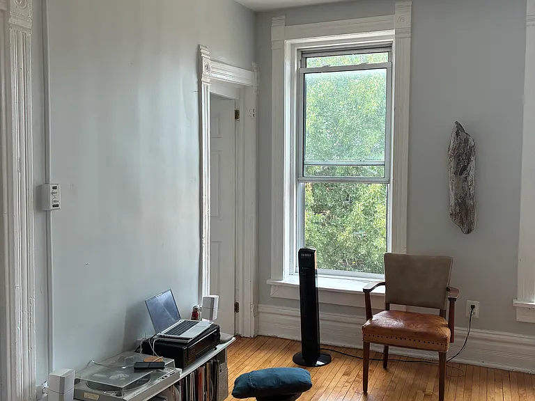 2239 W 18th Pl #3F — Photo 5