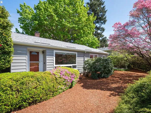 2306 SE 72nd Ave, Portland, OR 97215