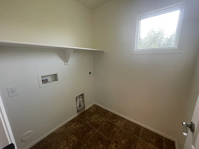 1058 S Storment Ln — Photo 24