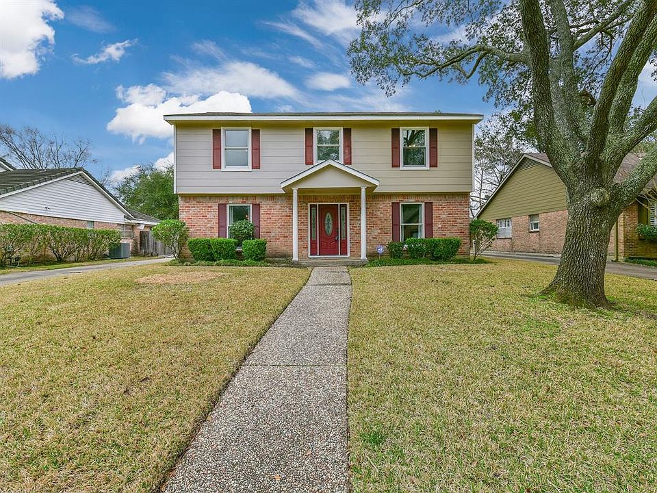 1st image of 1611 Crystal Hills Dr