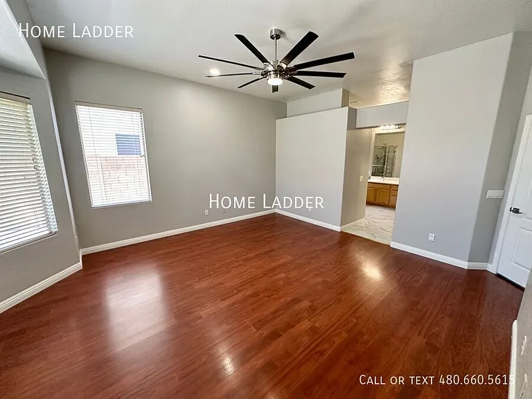 244 W Merrill Ave — Photo 12