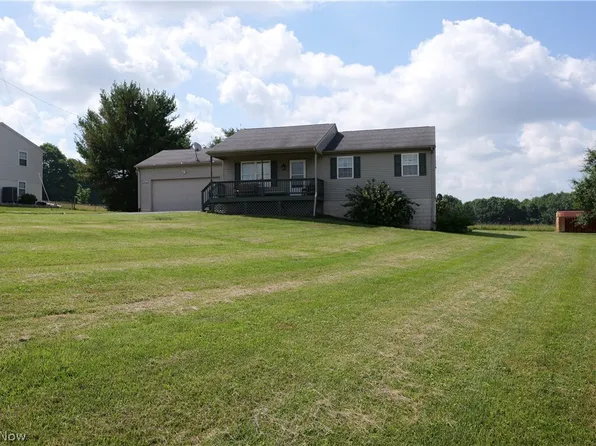 47095 Timber Run St, New Waterford, OH 44445