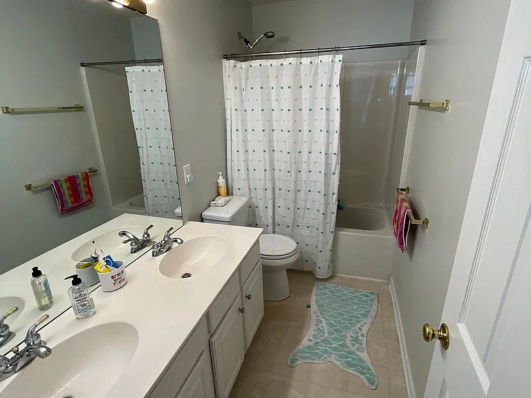 8005 Lancken Dr — Photo 22