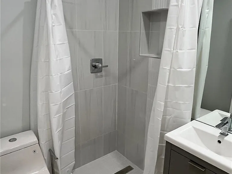 24837 Winlock Rd #B — Photo 5