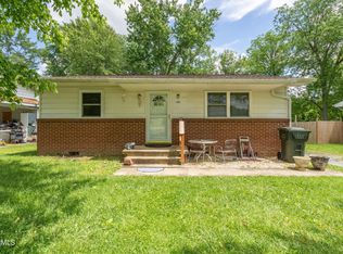 1823 Bertie St, Sevierville, TN 37862