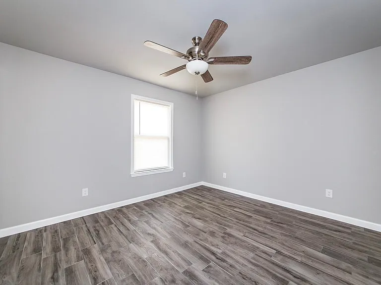 109 Elm St #11 — Photo 19
