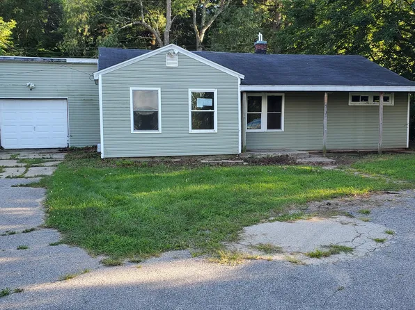 5131 Grand River Dr NE, Grand Rapids, MI 49525