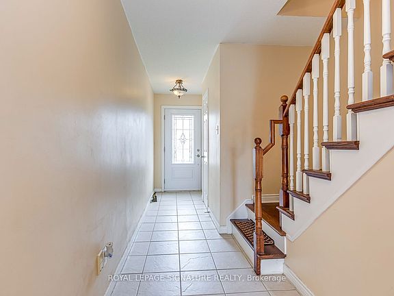 2nd image of 6 Wood Cir