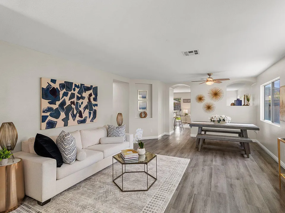 26425 Silverado Ct