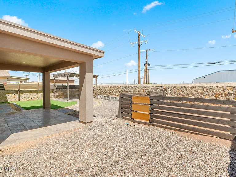 380 Canyon Vista Dr — Photo 42