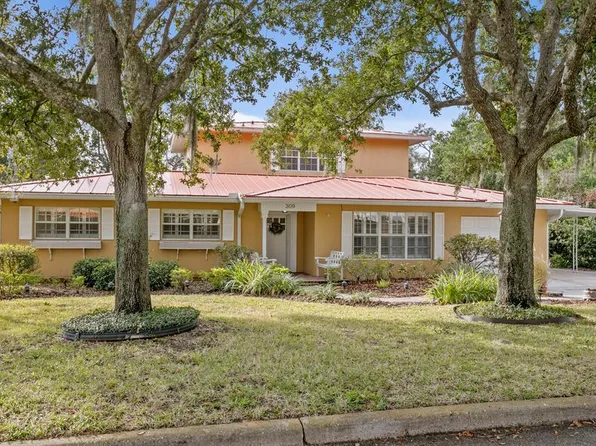 309 Park Ridge Ave, Temple Terrace, FL 33617