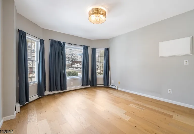 30 Sussex Ave #1 — Photo 13