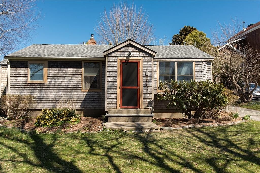 146 Wolcott Ave, Middletown, RI 02842 Zillow