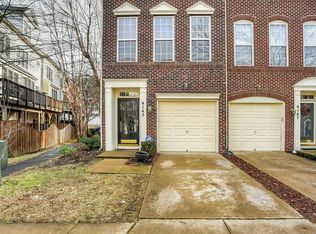 4145 Timber Log Way, Fairfax, VA 22030