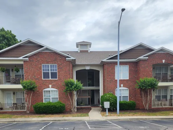 505 Meadowland Ct APT 9, Hope Mills, NC 28348
