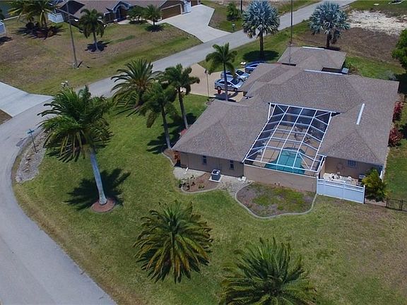 5th image of 1005 NW 25th Ave