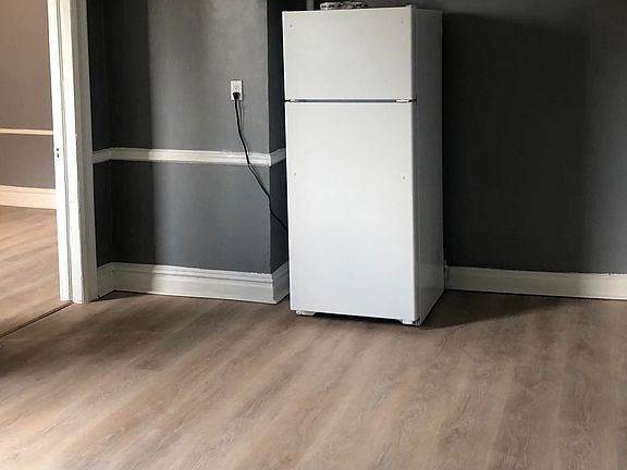 5th image of 91 Jordan Ave #14