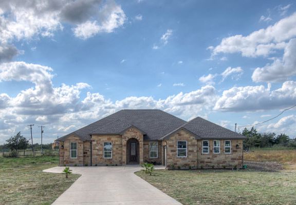 3rd image of 115 Nopal Ct