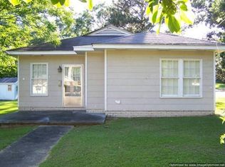 219 S Wells St, Kosciusko, MS 39090