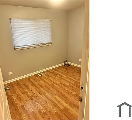 1239 W 108th St — Photo 6