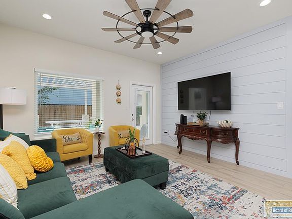 3rd image of 115 Marlin St #B