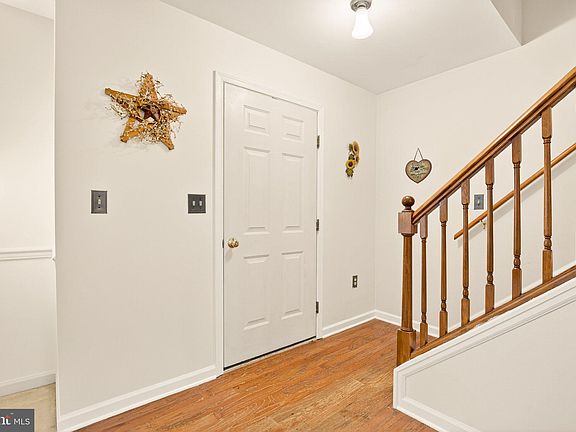 2nd image of 107 Ashley Dr